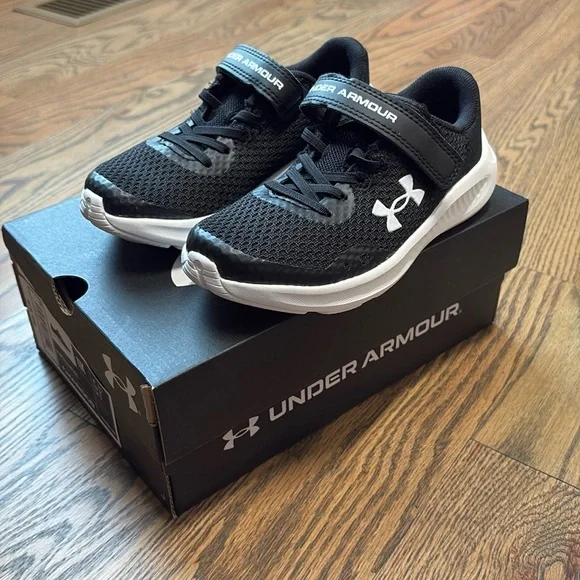NWT Preschooler Under Armor shoes - Picture 1 of 5